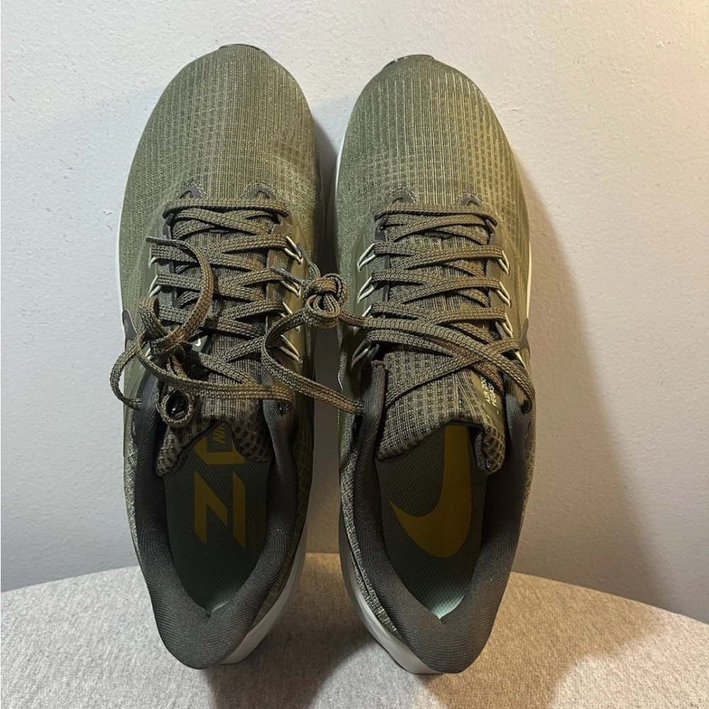 Nike Air Zoom Pegasus 39 Cargo Khaki Running Men's Shoe Size 12 DH4071-300​ - Picture 7 of 10